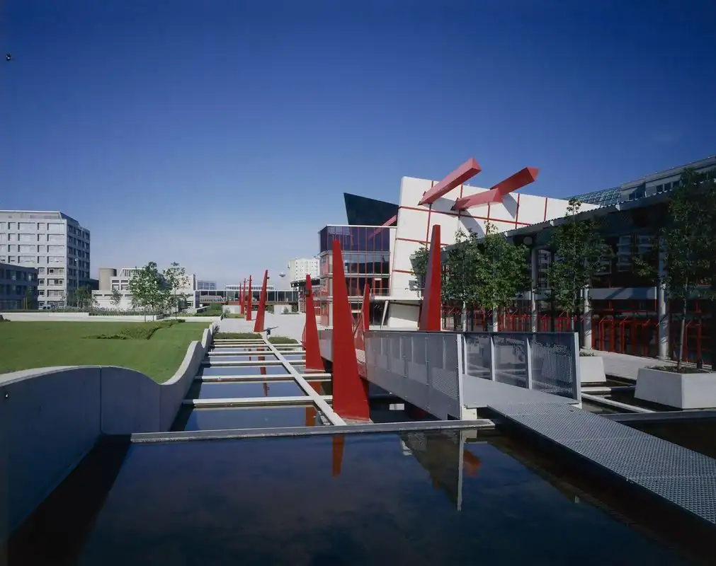 Pepinieres-Bureaux-Hubstart-Center-Roissy-CDG-exterieur