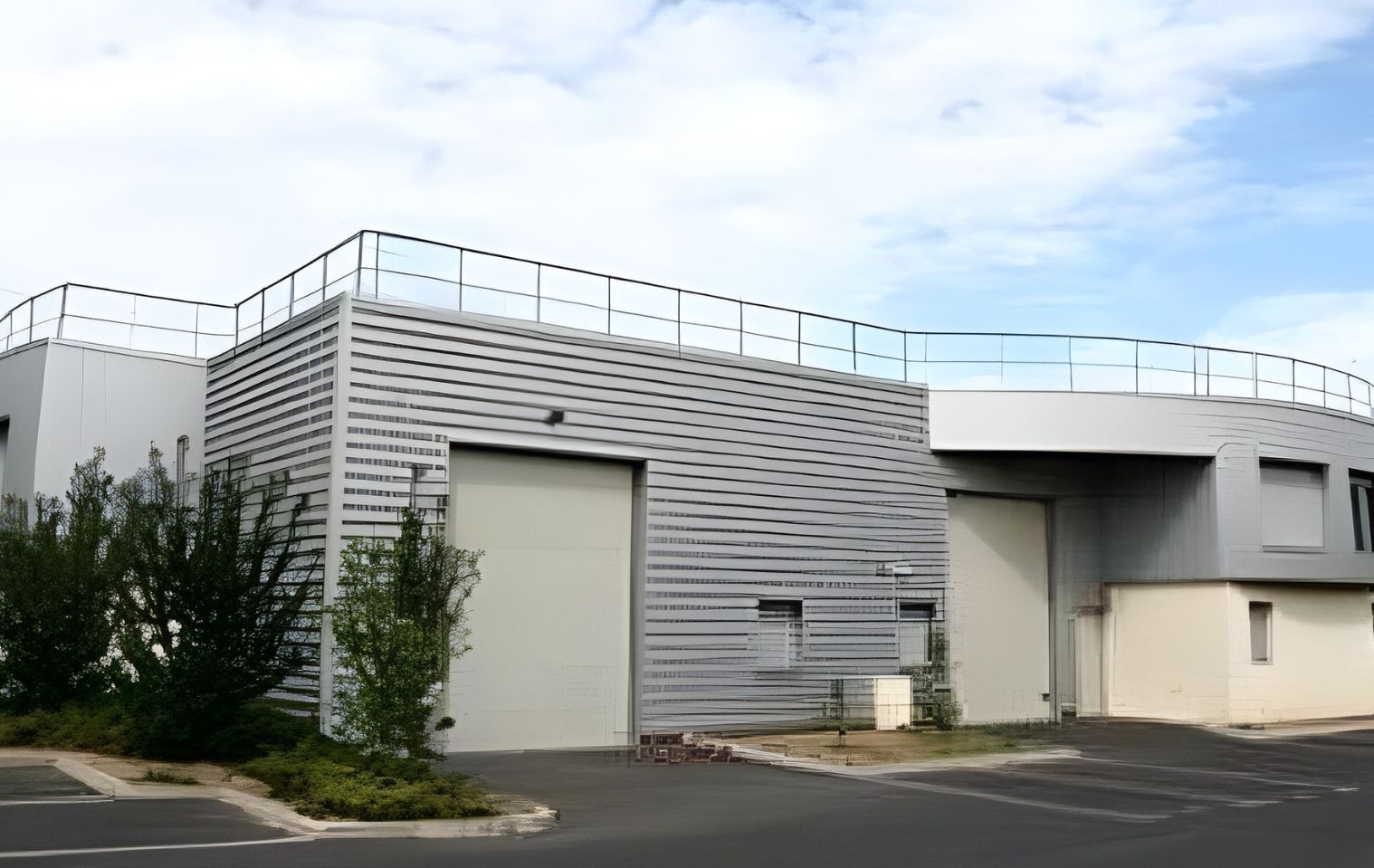 Wacano-ateliers-bureaux-Chennevieres-Saint-Ouen-lAumone-Val-dOise-exterieur