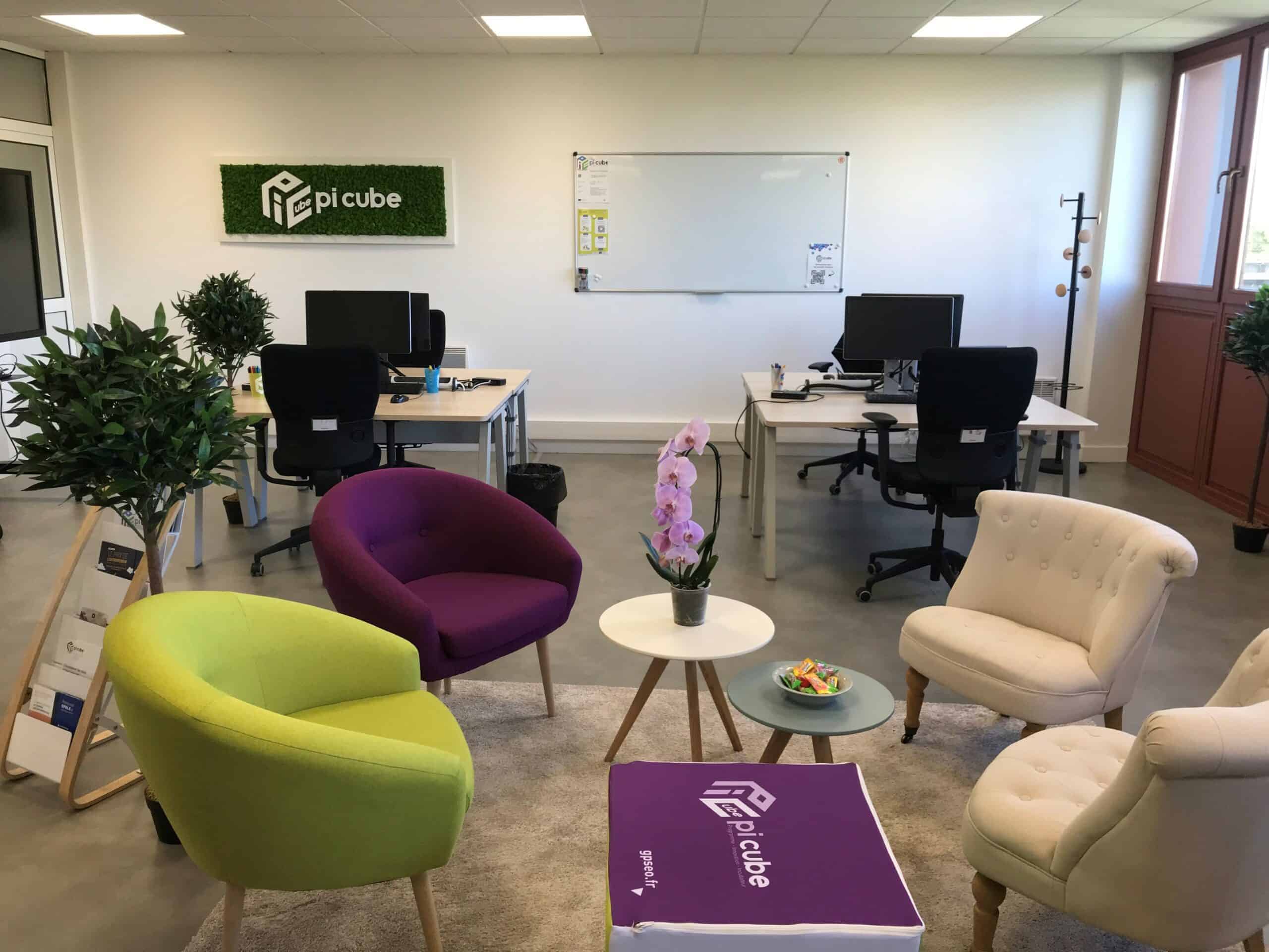 PiCube-Incubateur-Acheres-Wacano-espaces