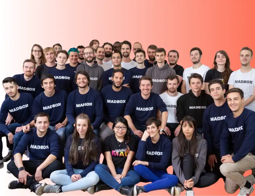 Maxime-jonathan-jean-nicolas-fondateurs-MADBOX-Wacano-Paris-Bureau-réseau-accompagnement-entreprise-en-Île-de-France