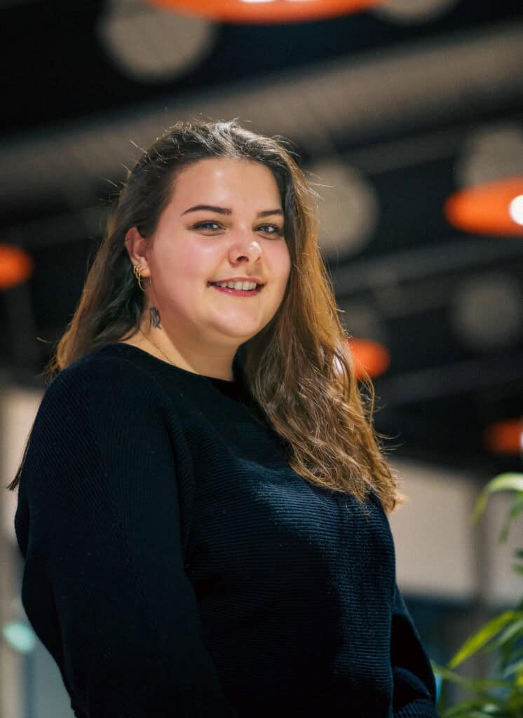 Laura Escobar Office Manager Hubstart Roissy CDG